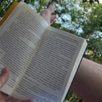A conexão mágica entre leitura e natureza